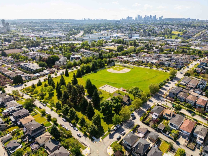 Photo 24 at 3089 E 1st Avenue, Renfrew VE, Vancouver East