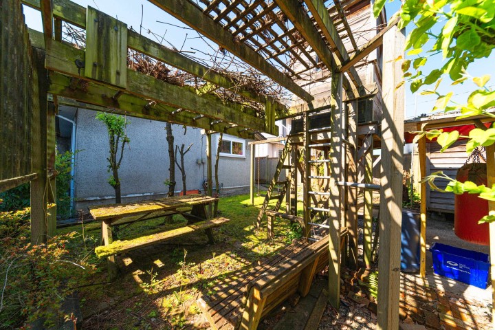 Photo 18 at 3089 E 1st Avenue, Renfrew VE, Vancouver East