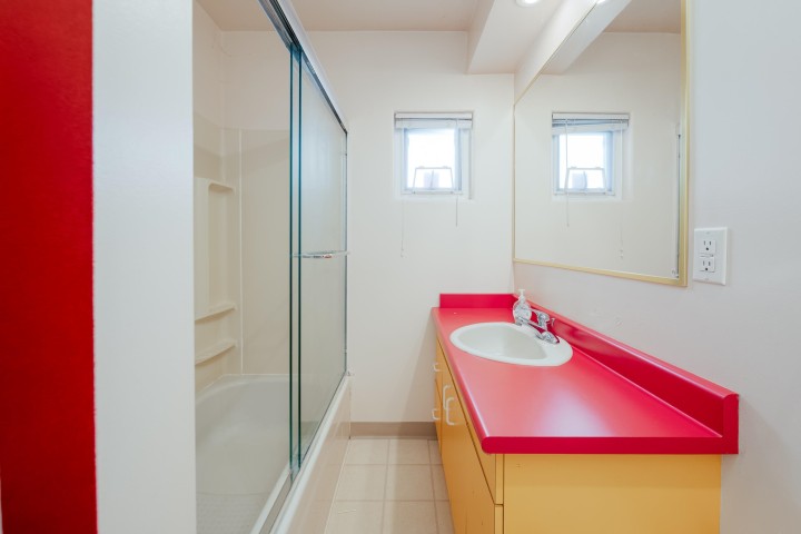 Photo 11 at 3089 E 1st Avenue, Renfrew VE, Vancouver East