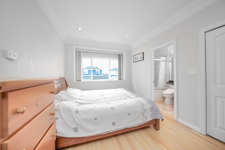 Photo 14 at 3320 E 43rd Avenue, Killarney VE, Vancouver East