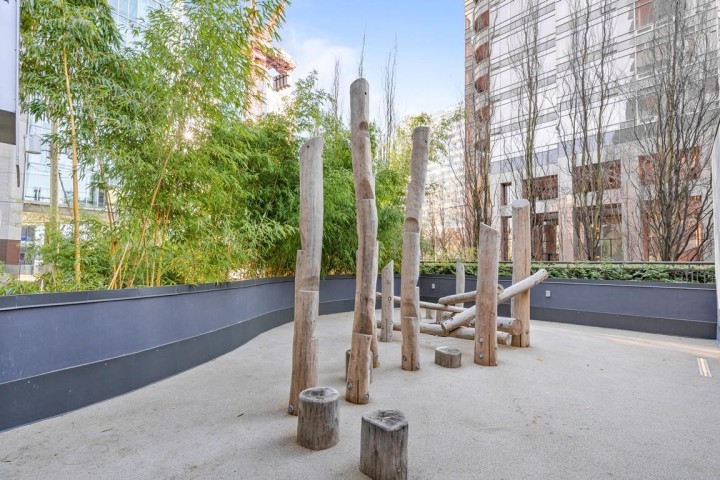 Photo 17 at 802 - 1568 Alberni Street, West End VW, Vancouver West