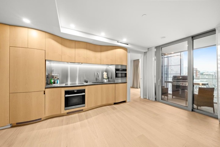 Photo 4 at 802 - 1568 Alberni Street, West End VW, Vancouver West