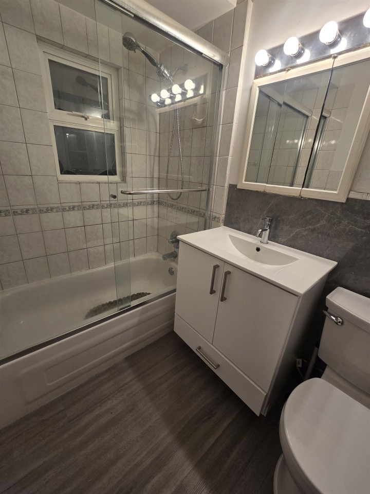 Photo 15 at 123 E 64th Avenue, South Vancouver, Vancouver East