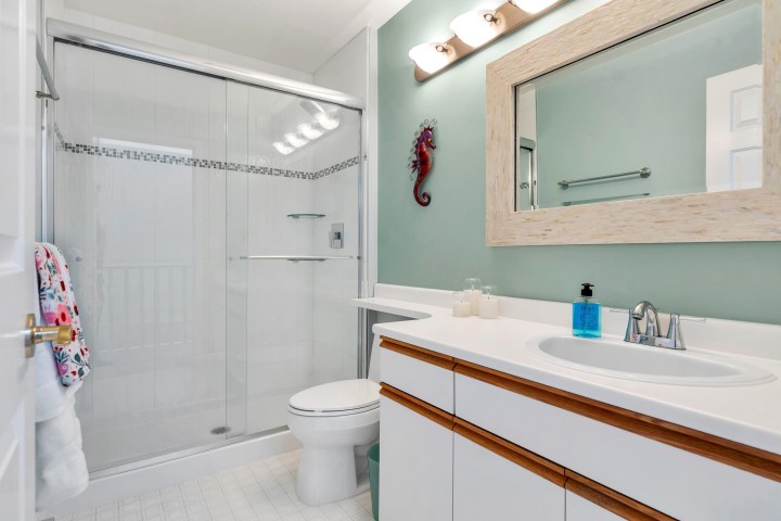 Photo 32 at 12 - 3634 Garibaldi Drive, Roche Point, North Vancouver