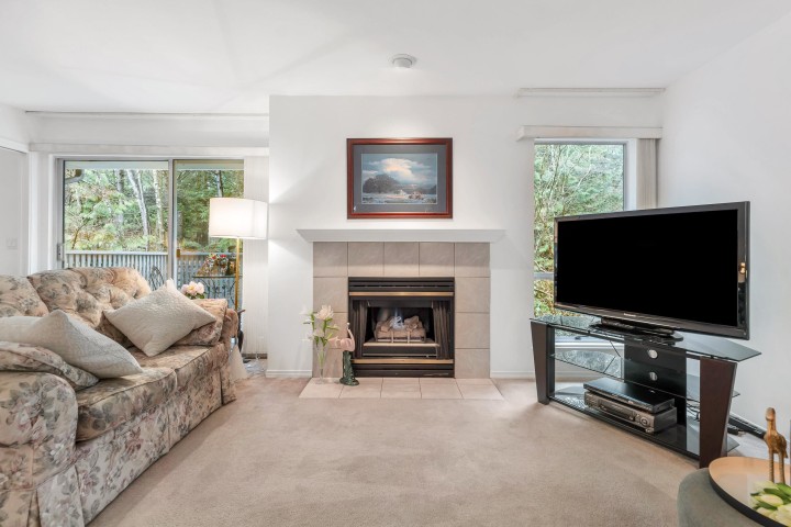 Photo 5 at 12 - 3634 Garibaldi Drive, Roche Point, North Vancouver