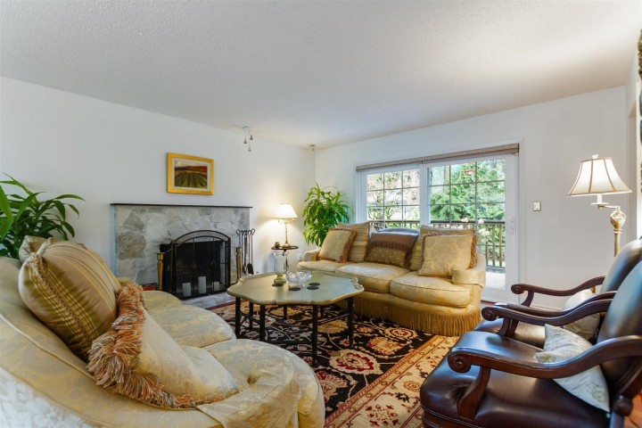 Photo 2 at 4171 Doncaster Way, Dunbar, Vancouver West