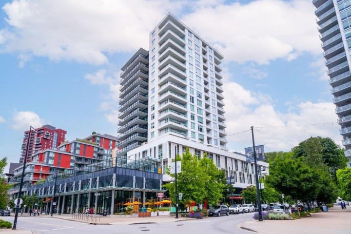 Photo 1 at 302 - 8533 River District Crossing, South Marine, Vancouver East