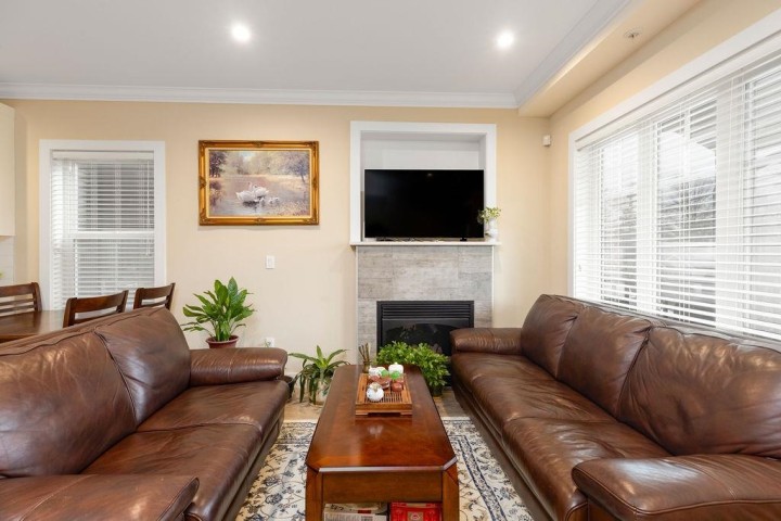 Photo 20 at 201 - 4577 Slocan Street, Collingwood VE, Vancouver East