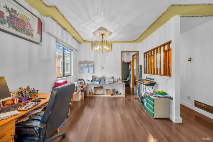 Photo 6 at 3334 Archimedes Street, Collingwood VE, Vancouver East