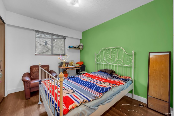 Photo 17 at 3334 Archimedes Street, Collingwood VE, Vancouver East