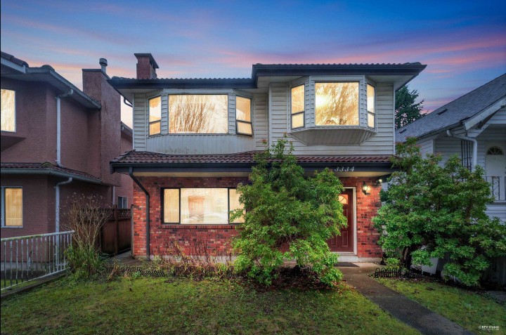 Photo 1 at 3334 Archimedes Street, Collingwood VE, Vancouver East