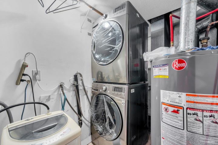Photo 18 at 3334 Archimedes Street, Collingwood VE, Vancouver East