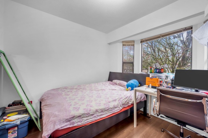 Photo 15 at 3334 Archimedes Street, Collingwood VE, Vancouver East