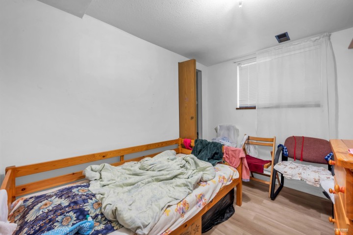 Photo 19 at 3334 Archimedes Street, Collingwood VE, Vancouver East