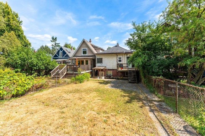 Photo 27 at 4225 John Street, Main, Vancouver East