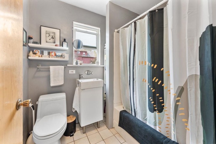 Photo 11 at 4225 John Street, Main, Vancouver East