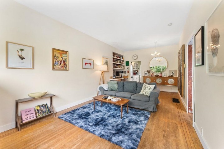 Photo 4 at 4225 John Street, Main, Vancouver East