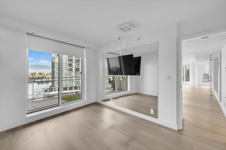 Photo 15 at 1202 - 1499 W Pender Street, Coal Harbour, Vancouver West