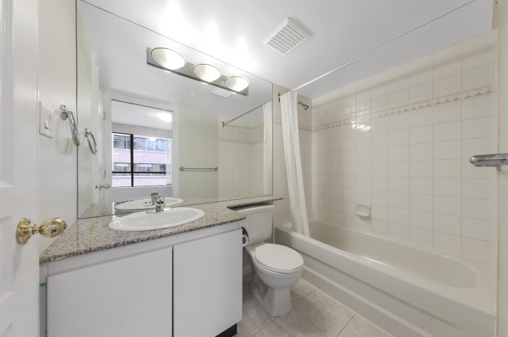 Photo 12 at 309 - 1189 Howe Street, Downtown VW, Vancouver West