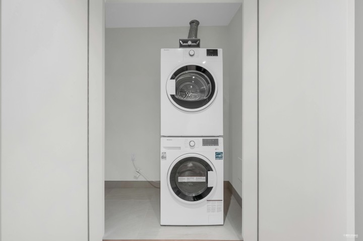 Photo 9 at 320 - 755 Harbourside Drive, Harbourside, North Vancouver