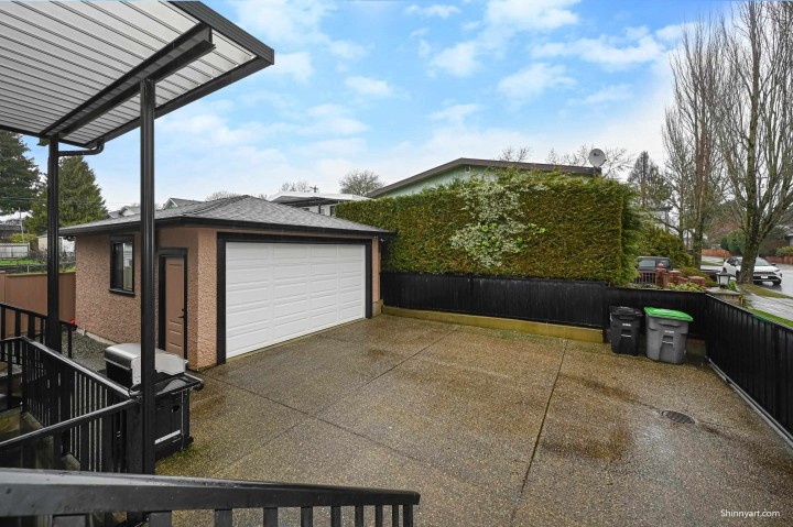 Photo 5 at 1091 E 55th Avenue, South Vancouver, Vancouver East