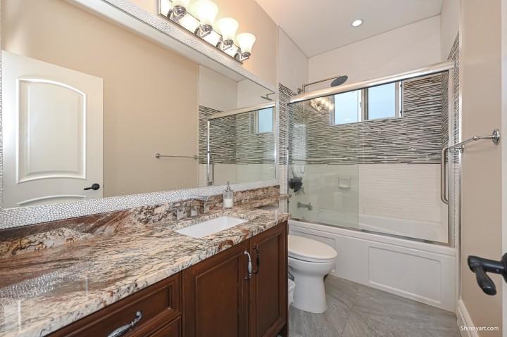 Photo 21 at 1091 E 55th Avenue, South Vancouver, Vancouver East