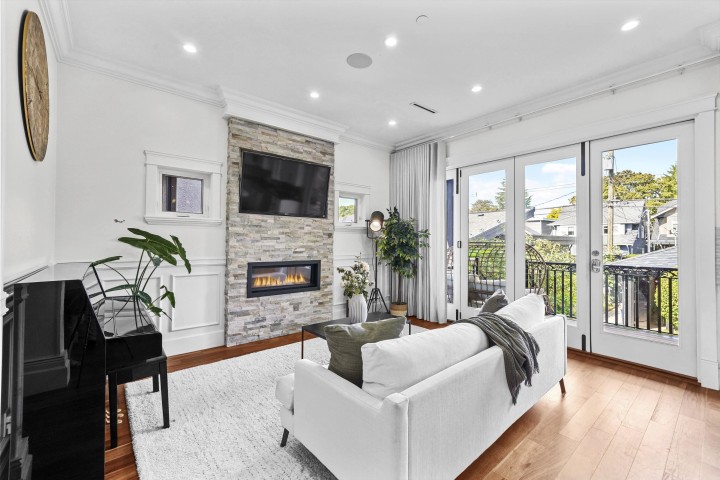 Photo 6 at 3339 W 27th Avenue, Dunbar, Vancouver West