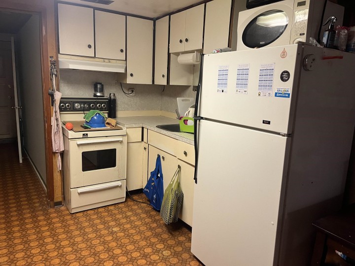 Photo 12 at 4042 Nootka Street, Renfrew Heights, Vancouver East