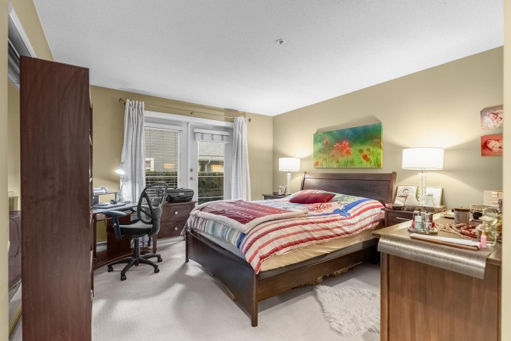 Photo 12 at 104 - 3750 Edgemont Boulevard, Edgemont, North Vancouver