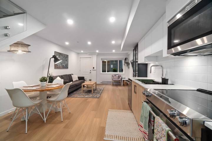 Photo 9 at 3623 Rae Avenue, Collingwood VE, Vancouver East