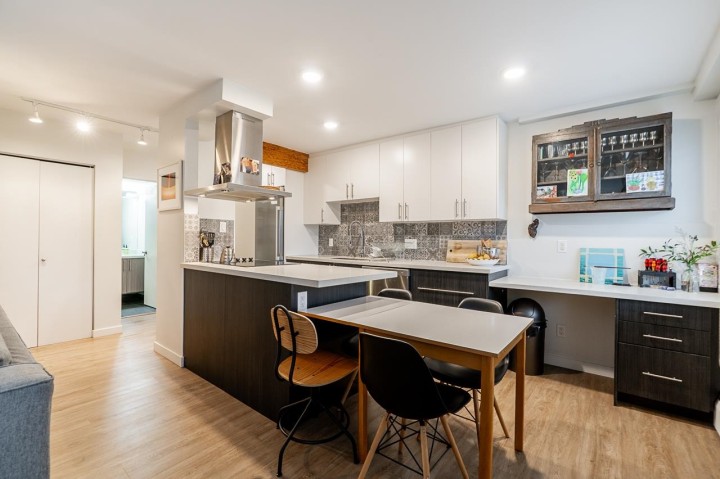 Photo 5 at 213 - 36 E 14th Avenue, Mount Pleasant VE, Vancouver East