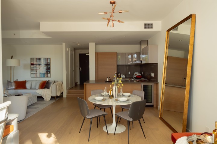 Photo 10 at 1577 W 57th Avenue, South Granville, Vancouver West