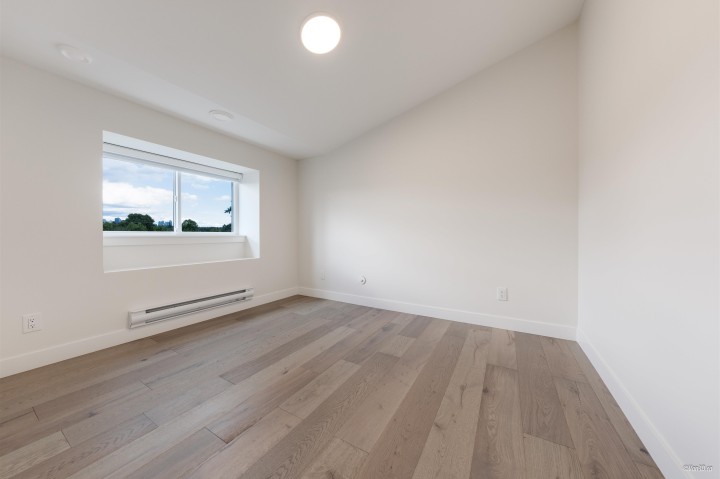 Photo 7 at 202 - 5092 Slocan Street, Collingwood VE, Vancouver East