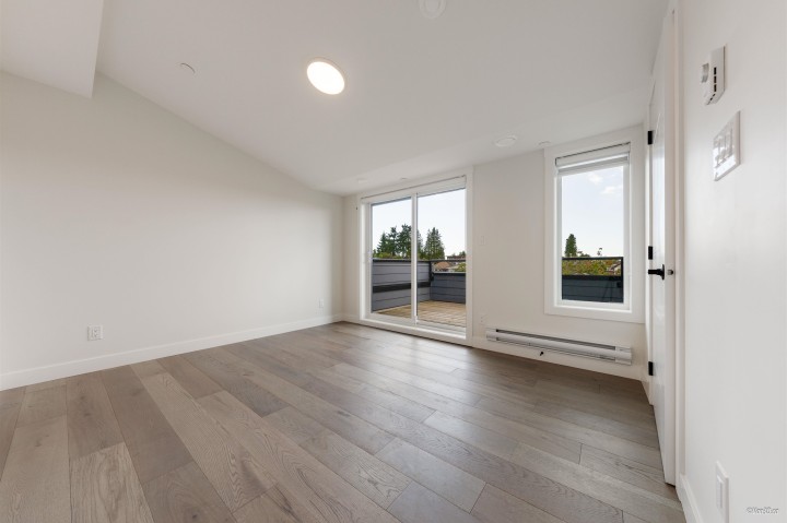 Photo 10 at 202 - 5092 Slocan Street, Collingwood VE, Vancouver East