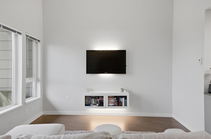 Photo 17 at 507 - 3263 Pierview Crescent, South Marine, Vancouver East