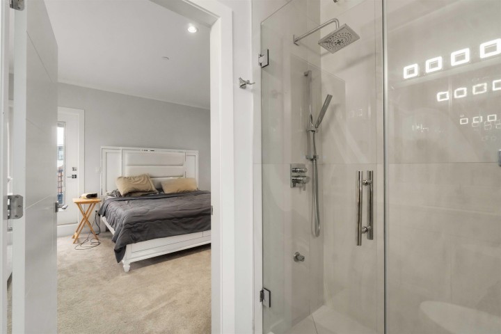 Photo 7 at 2575 & - 2577 Parker Street, Renfrew VE, Vancouver East