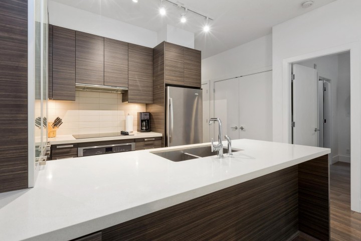 Photo 12 at 406 - 3606 Aldercrest Drive, Roche Point, North Vancouver