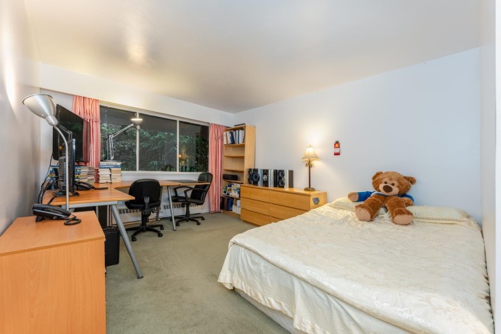 Photo 10 at 312 - 235 Keith Road, Cedardale, West Vancouver