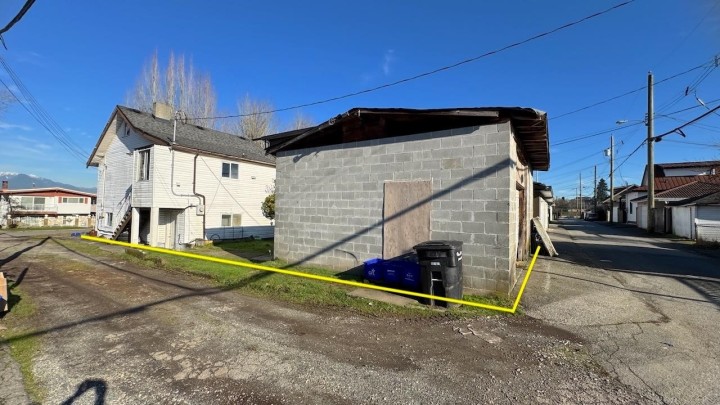 Photo 8 at 3006 E 25th Avenue, Renfrew Heights, Vancouver East