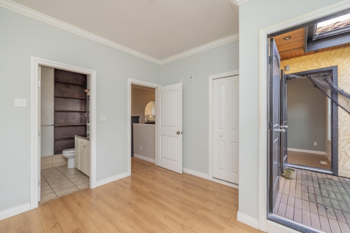 Photo 17 at 2638 Charles Street, Renfrew VE, Vancouver East