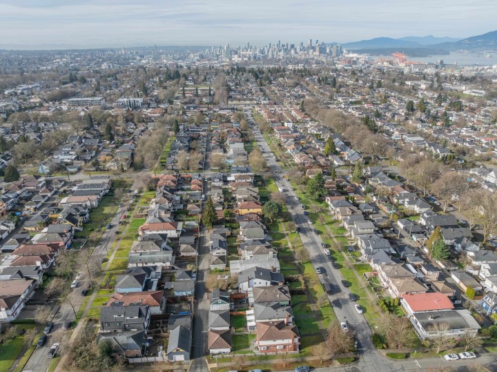 Photo 25 at 2638 Charles Street, Renfrew VE, Vancouver East