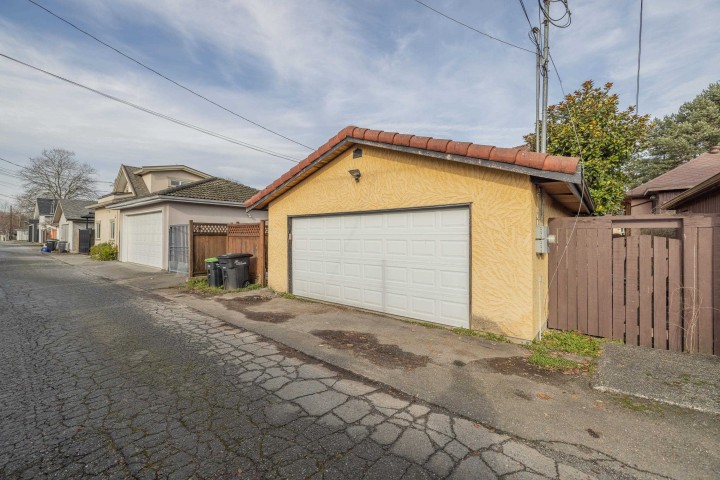Photo 21 at 2638 Charles Street, Renfrew VE, Vancouver East