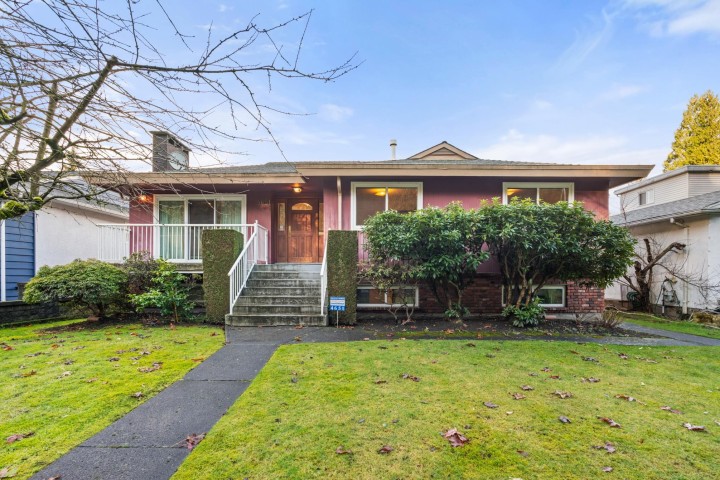 Photo 1 at 4651 W 16th Avenue, Point Grey, Vancouver West