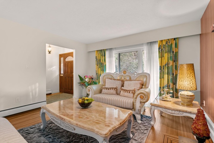 Photo 4 at 4651 W 16th Avenue, Point Grey, Vancouver West