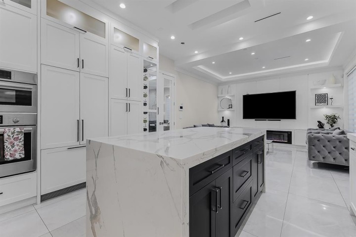 Photo 3 at 1412 E 63rd Avenue, Fraserview VE, Vancouver East