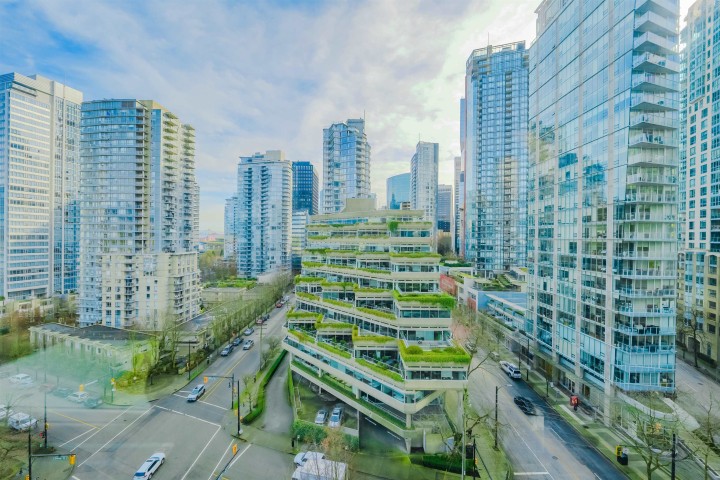 Photo 26 at 1204 - 555 Jervis Street, Coal Harbour, Vancouver West