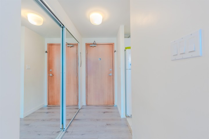 Photo 18 at 1204 - 555 Jervis Street, Coal Harbour, Vancouver West