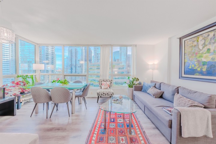 Photo 4 at 1204 - 555 Jervis Street, Coal Harbour, Vancouver West