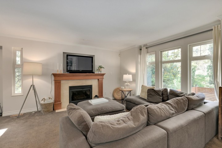 Photo 3 at 1400 Riverside Drive, Seymour NV, North Vancouver