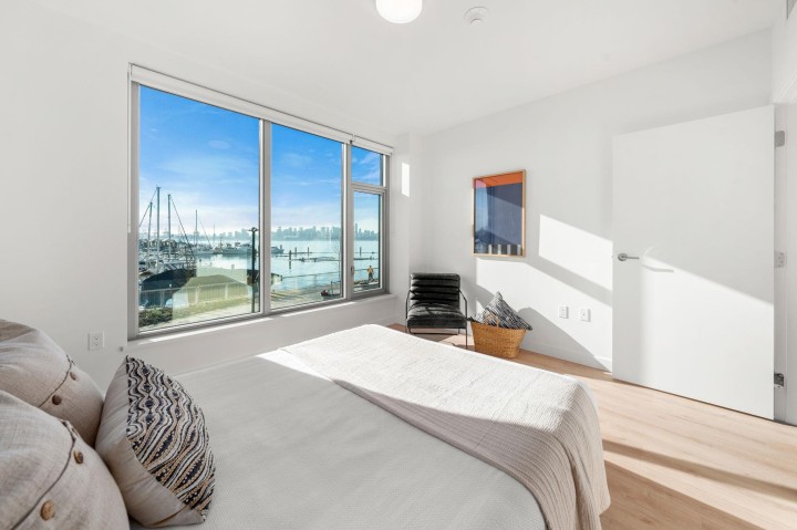 Photo 12 at 110 - 755 Harbourside Drive, Harbourside, North Vancouver